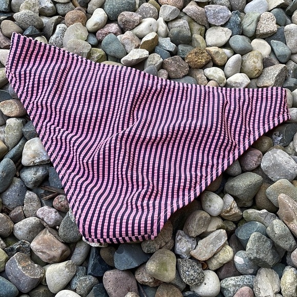 Bikini Swim Bottoms‎ Bundle (3) - Picture 4 of 13